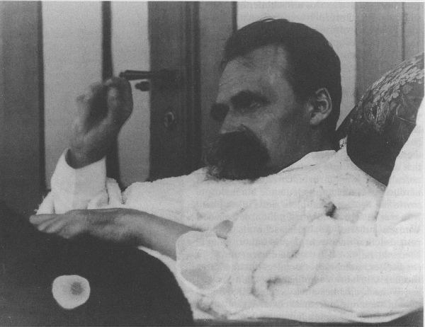 Nietzsche ricoverato in manicomio