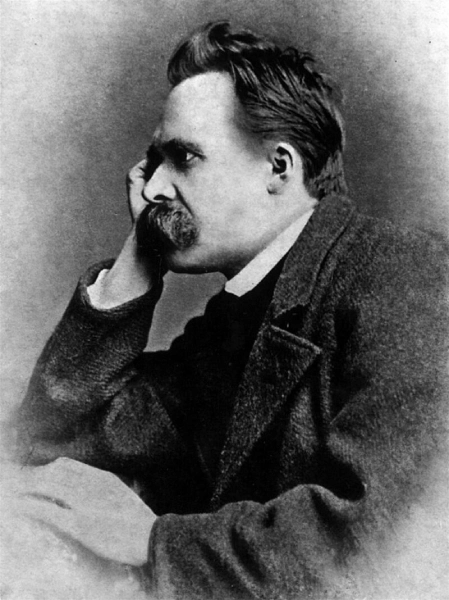 Nietzsche ritratto in una foto giovanile